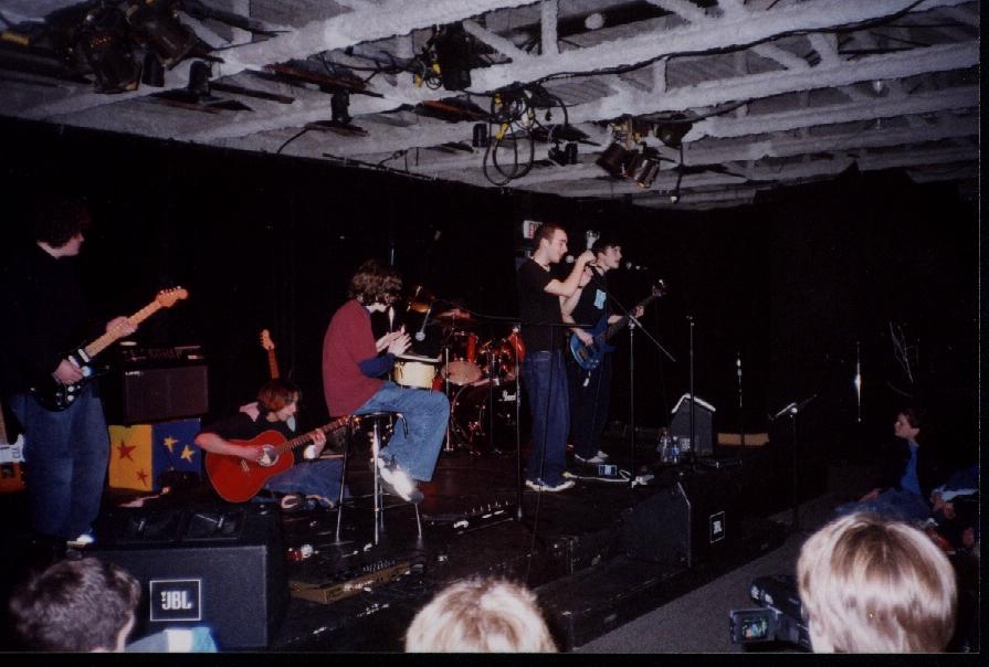 bandstuedit.jpg